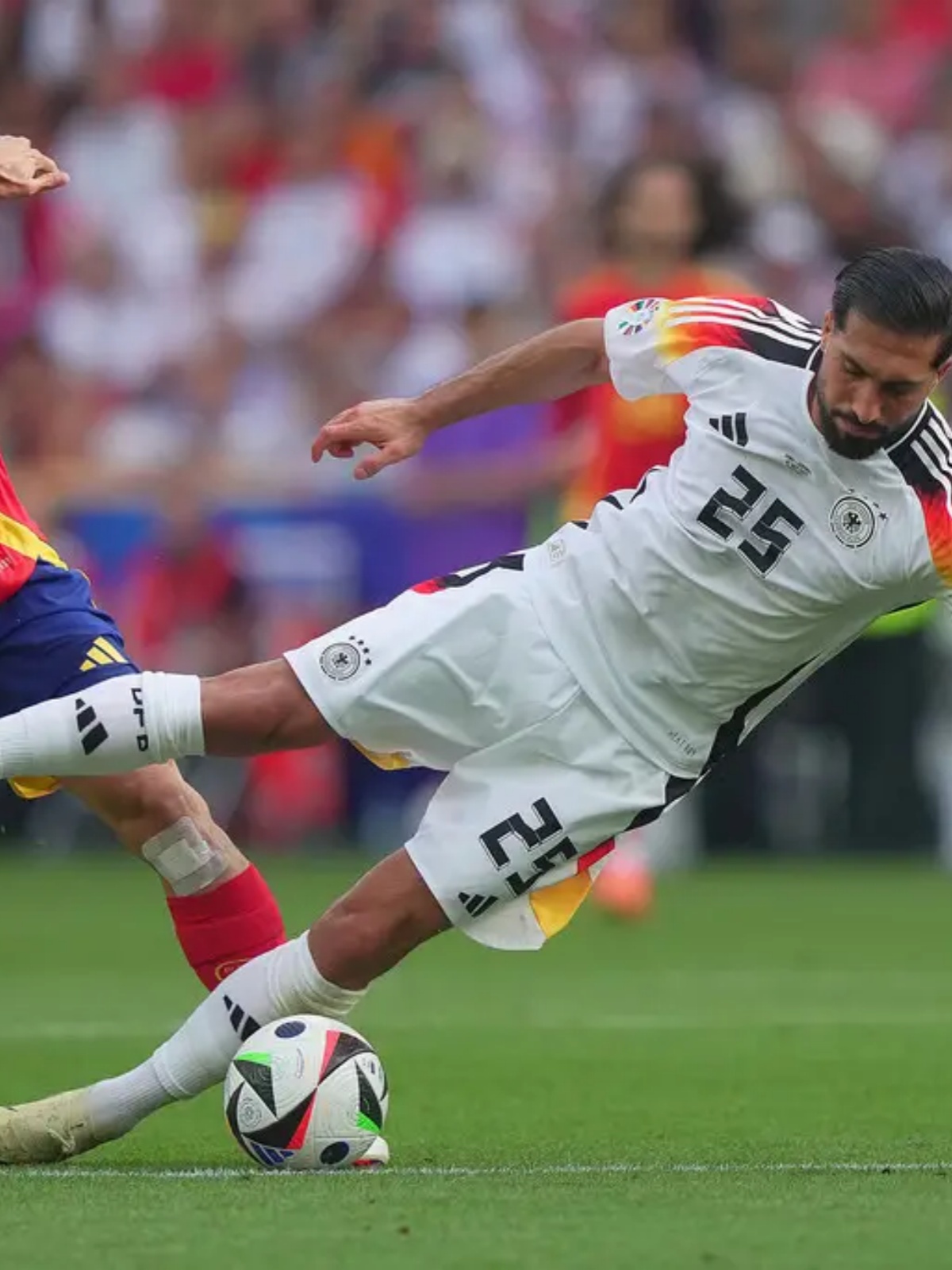 德国队碾压法国队，奥恰洛夫关键制胜