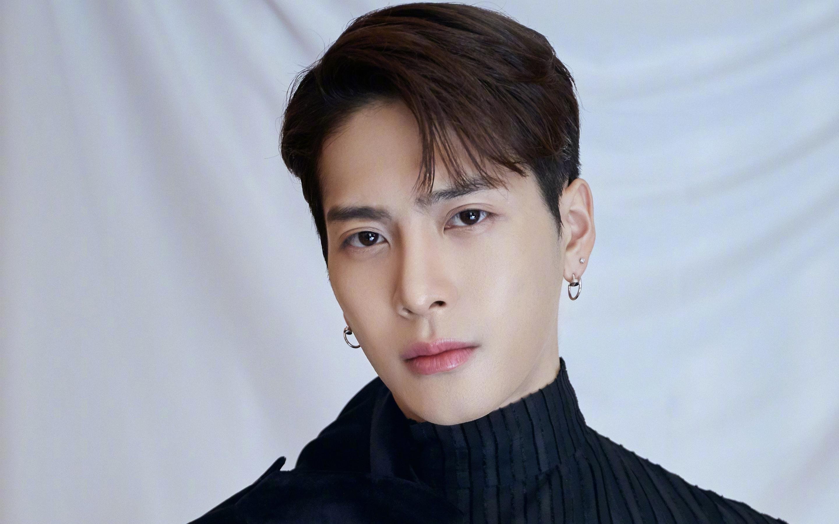 足球的三棱镜，C罗、那不勒斯与巴拉圭的光谱