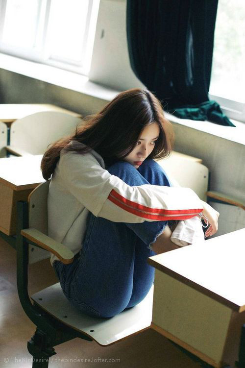 王冠南征,当爱德华兹在深圳夜空写下新约