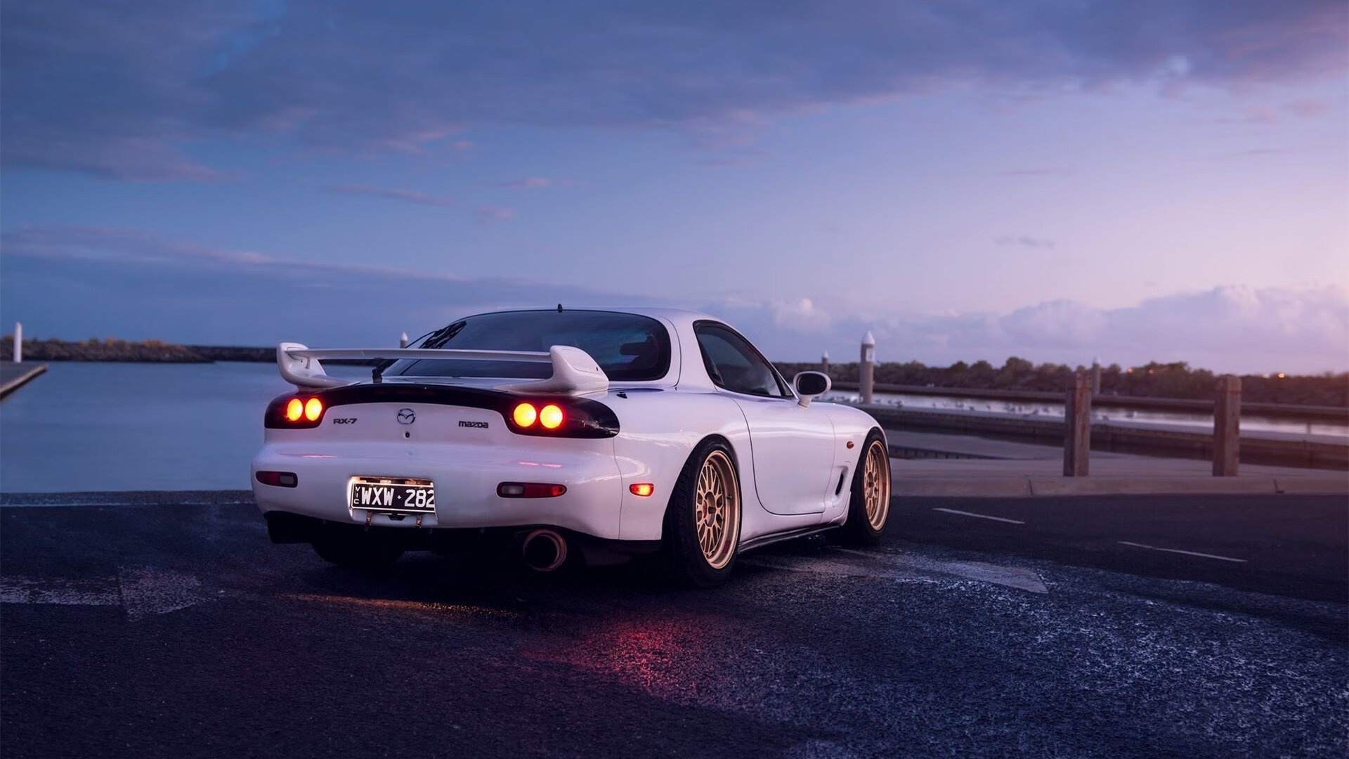 三笘薰连击制胜，英格兰强势斩落葡萄牙拉开晋级差距