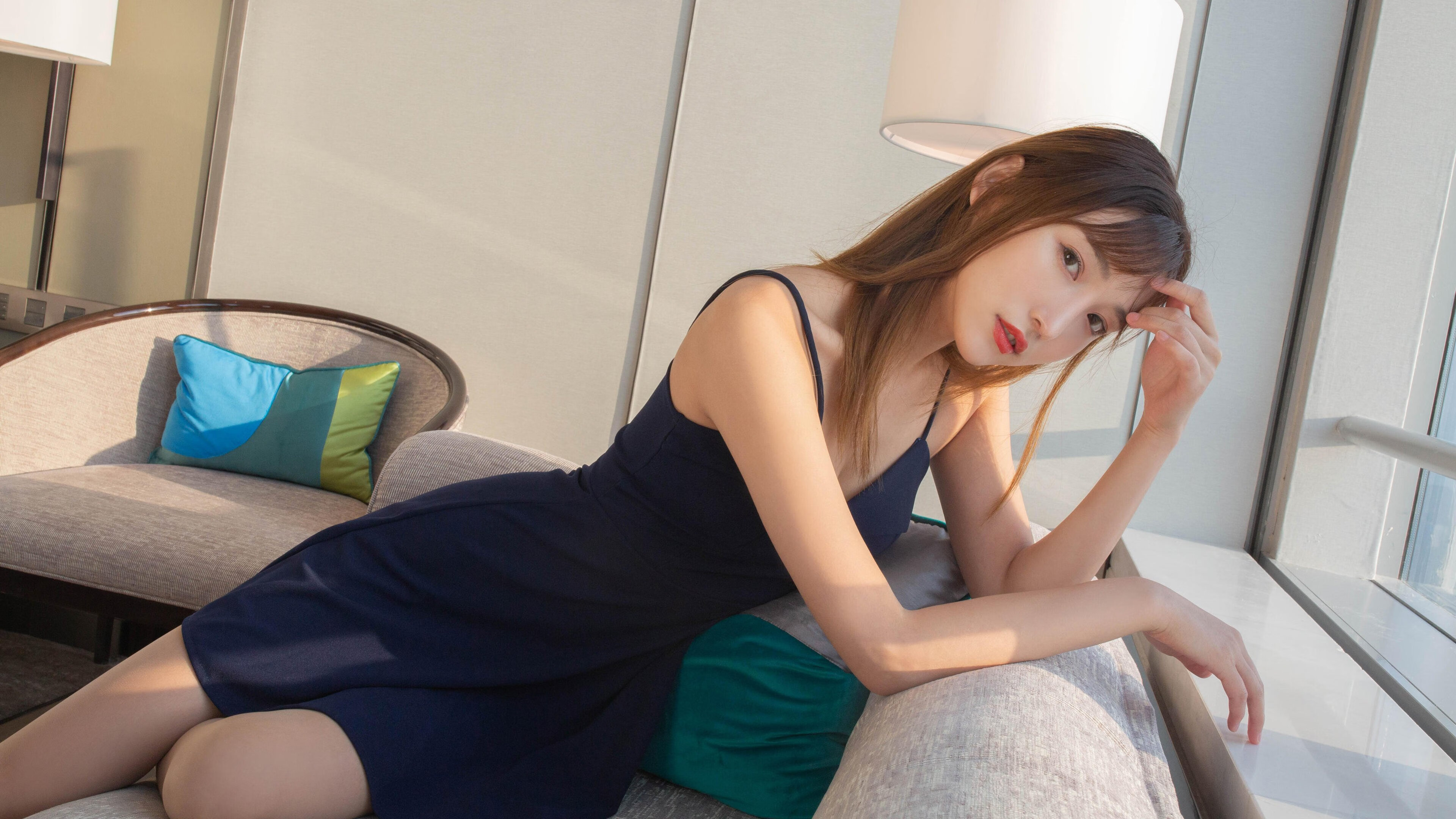 当厄瓜多尔闪电击中马德里，加维在亚平宁掀起风暴